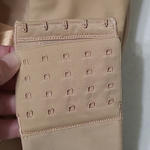 Soma Tan Stunning Starlet Strapless Underwire Bra size 42DD - Picture 5 of 8